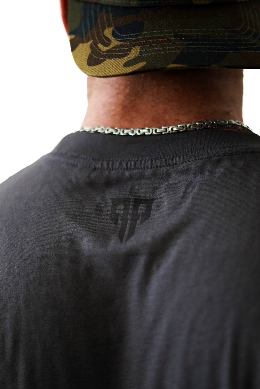 Pumper's Paradise Chest Tee - Anthrazit