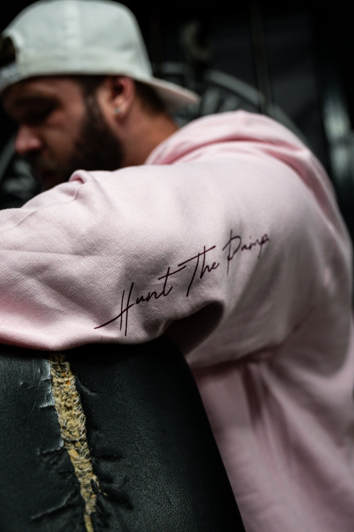 Paradise Is Earned Sweater Rosa